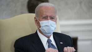 바이든 “정치적 극단주의 패배시켜야”…조찬기도회서 ‘통합’ 강조