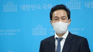 우상호 “野 단일화시 승리 장담못해…열린민주당과 통합해야”