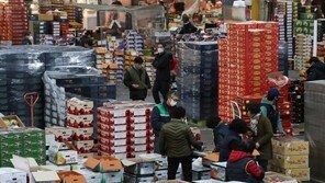 “단체 손님 못받는데 1시간 영업연장 매출에 무슨 도움되나”