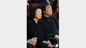 백건우·윤정희 최측근 “치매 방치? 황당한 거짓말, 왜 간병인 쓰냐면…”