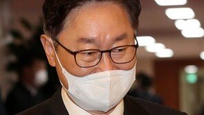 박범계 “윤총장 만났을 때 인사 명확히 설명…패싱 아냐”