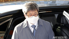 [단독]현직 판사 “양승태는 재판거래, 김명수는 탄핵거래?”