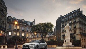 DS 오토모빌, 고급 크로스오버 ‘DS4’ 공개… 내년 국내 출시