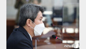 이인영 “남북 마음만 먹으면…전국 13곳서 이산가족 화상상봉”