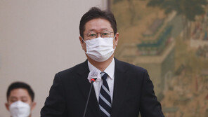 황희 “생활비 60만원? 말한 적 없어…한달 300만원 정도”