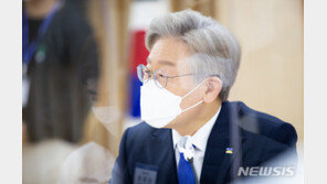 이재명 지사,  설 연휴 자택에서 보낸다…새해 도정 구상할 듯