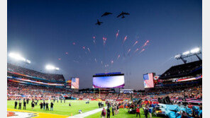 김정은, 시진핑 보고있나? 전략폭격기 3총사 [청계천 옆 사진관]