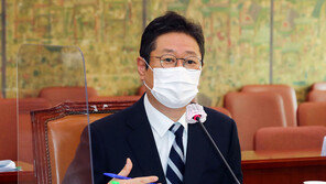 황희, 文생일날 KBS ‘달님’ 선곡에 “관련 있어 보이진 않아”