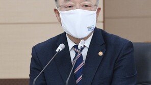 정부 “1월 취업 98.2만명 감소…모든 정책 동원 총력 대응”