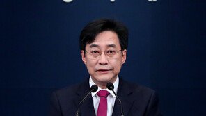 靑 “월성 원전 폐쇄, 사법적 판단 대상되는 것 납득 못해”