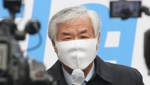 전광훈 측 “인권위 ‘수갑호송’ 인격침해 판단, 의미있는 결정”