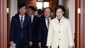 文정부 마지막 개각은 언제…4월 총리-경제팀 연쇄 인사 가능성