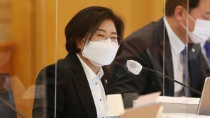 유튜버 상위 1% 27명 연간 6억7000만원…하위 50%는 108만원 그쳐