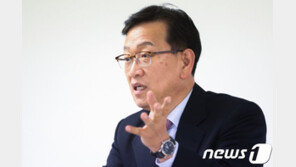 석동현 “檢 공중분해 시도…尹 분연히 막는 결기 보여줘야”