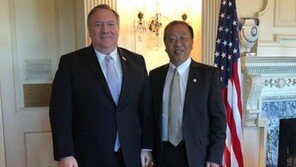 [단독]“中, 포용정책 이용해 美 갖고 놀려해” 트럼프 행정부 위마오춘 인터뷰