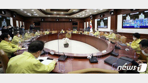 설연휴 뒤 2주, 중대 시험대…완화된 ‘자율방역’ 먹히겠나