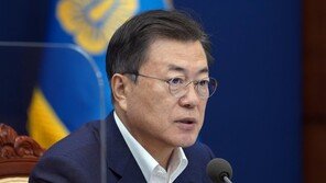 文대통령 “백신 접종 본격화 3월부터 새 거리두기 방안 시행”