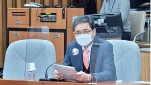 곽상도 “靑, 文 외손자 태국서 귀국후 2주 자가격리 여부 밝혀라”