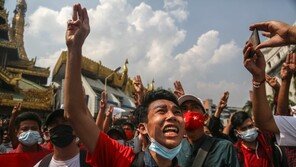 中, 미얀마 군부와 거리두기…“우리가 원하는 상황 아냐”