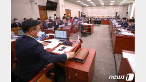 국회 11개 상임위 가동…檢인사·재정준칙 놓고 여야 설전 예고