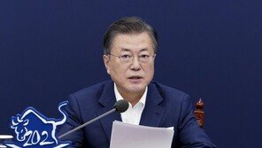 文 지지율 39%, 부정평가 50%…부동산·코로나 영향