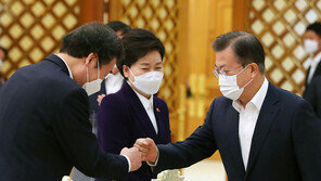 與, 박범계-신현수 갈등 파장 경계…“野, 레임덕 부추기려”