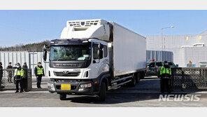 軍, AZ 백신 접종 전 최종 리허설…수송기·헬기 동원