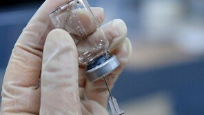 국민 10명 중 7명 “코로나 백신 부작용 우려”…접종 의향은?