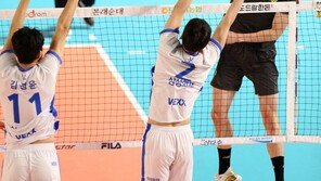 현대캐피탈, 박상하 빠진 삼성화재 3-0 완파…허수봉 트리플크라운