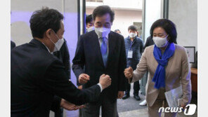 박영선 “父, 경상도인데 DJ 찍어”…우상호 “DJ·盧처럼 싸울 것”