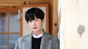 김동희 학폭 부인했는데…“목 조르고 살인 협박해” 추가 폭로