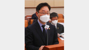 박범계, 인사안 靑 보고시점-대상 묻자 “말할 수 없다”