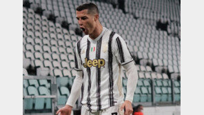 호날두 “세리에A도 다 꿇어!” 전구단 상대 골… 득점 선두에