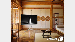 작년 세계 TV 판매액 절반은 ‘삼성·LG’…韓TV 위상 더 높아졌다