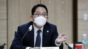 현직 의사 “최대집, 12만 중 6400표로 당선…전체 의견 아냐”