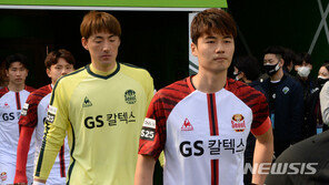 기성용, 선발로 나섰지만 전반 36분 교체아웃