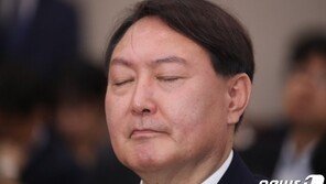 조국 “적어도 윤석열 유승민 곽상도는 文과 與에 감사해야…소원 들어주는데”