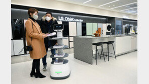 바리스타로봇-안내로봇 “LG베스트샵 취직했어요”