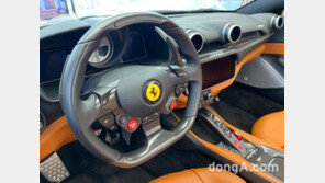 [신차 pic]레이스 모드 즐기는 페라리 ‘포르토피노 M’