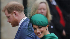 “英 마클 왕손빈 갑질에 왕실 직원들 그만둬”