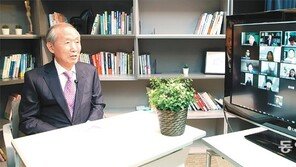 인촌기념회, 고교-대학생 46명에 장학증서