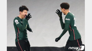 英 매체 “손흥민의 크로스, 케인이 득점으로 성공시켰어야”