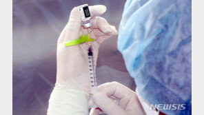 식약처, 화이자 코로나 백신 만 16세 이상 허가 승인
