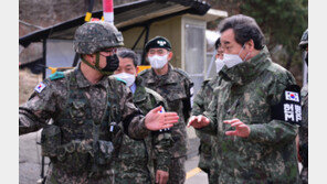 연천 GOP 간 이낙연 “軍제대 후 도움되도록 월급 올려야”