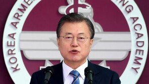 文대통령 “韓, 여성 경력 단절 부끄러운 수준…목표 높일 것”