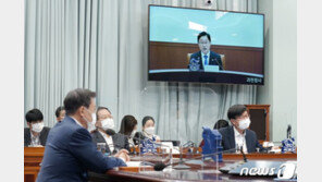 [전문] 文대통령 “檢 공정성에 대한 신뢰 나아지지 않고 있다”