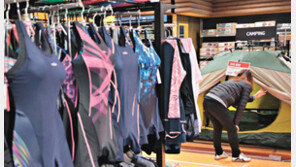 날씨 풀리자… 나들이-운동용품 구입 늘어