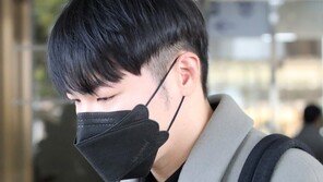 ‘프로포폴 상습 투약’ 가수 휘성, 1심 집행유예