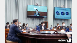 중수청·윤석열은 언급 안한 文…수사-기소 분리 확인하되 ‘상황 관리’