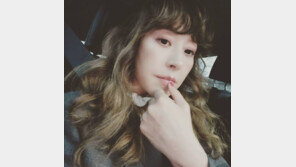 서정희, 굵은 웨이브도 완벽 소화…60세의 동안 비주얼